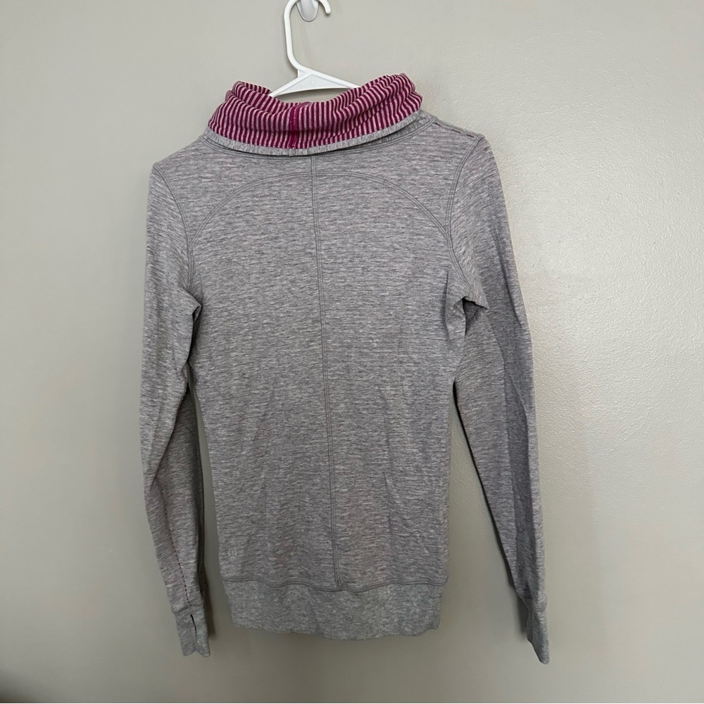 Lululemon reversible sweater